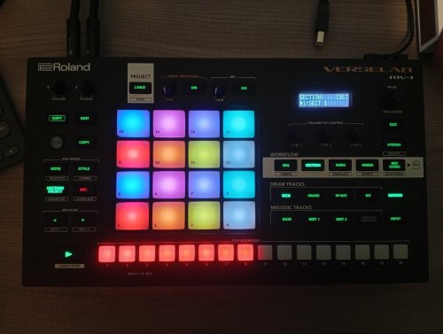 Περισσότερες πληροφορίες για "Roland VERSELAB MV-1 | Song Production Studio"