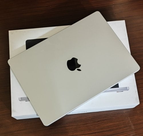 Περισσότερες πληροφορίες για "Apple mac book pro m4"