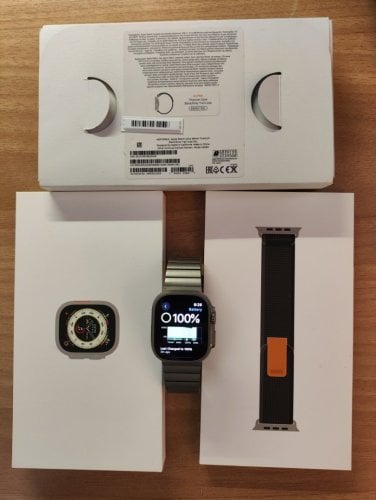 Περισσότερες πληροφορίες για "Apple Watch Ultra Cellular 100% υγεία δώρο καινούριο λουράκι"