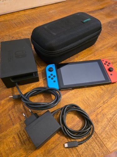 Περισσότερες πληροφορίες για "Nintendo Switch Mario Red & Blue Edition"