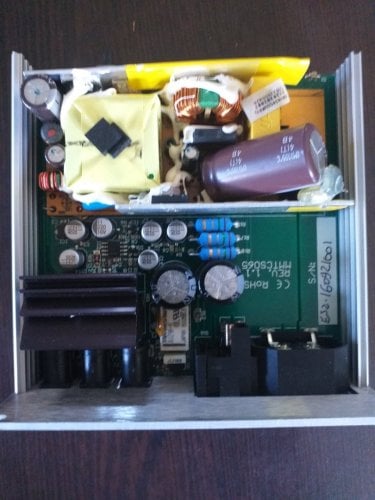 Περισσότερες πληροφορίες για "Πωλείται M2TECH evo supply two 9v"