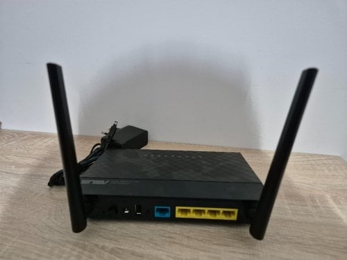 Περισσότερες πληροφορίες για "Asus RT-AC52U b1"