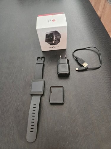 Περισσότερες πληροφορίες για "LG G Watch W100"