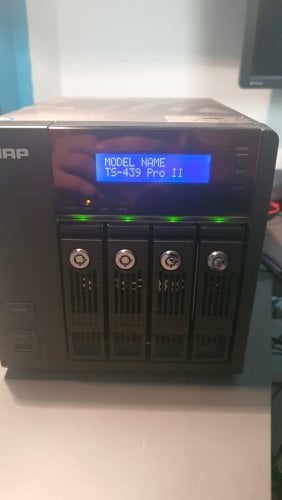 Περισσότερες πληροφορίες για "NAS  -  QNAP TS-439 Pro II"