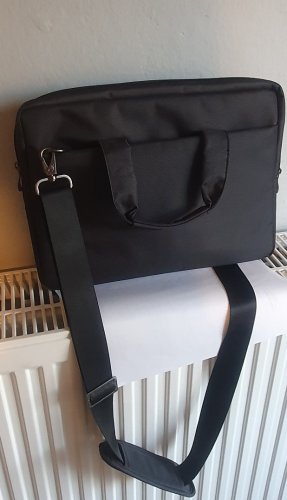 Περισσότερες πληροφορίες για "Τσάντα για Laptop ή Tablet έως 13.3"