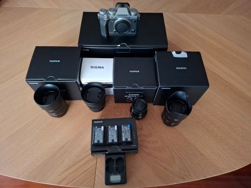 Περισσότερες πληροφορίες για "Fujifilm XT-5, 23, 33, 35, 56 , 16-50, original dual charger , BC-W235!"