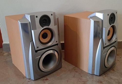 Περισσότερες πληροφορίες για "Thomson A3600 bi-wired - ΝΕΑ ΤΕΛΙΚΗ ΤΙΜΗ"