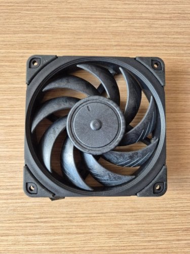 Περισσότερες πληροφορίες για "Noctua NF-A12x25 PWM chromax.black"