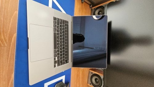 Περισσότερες πληροφορίες για "MacBook Pro 2019 | i7 | Άριστη Κατάσταση | 750€"