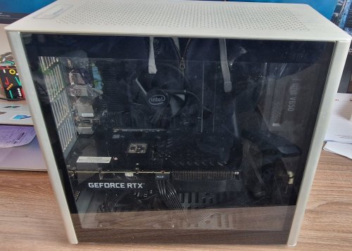 Περισσότερες πληροφορίες για "i5 - 11400, GTX 3060, 16GB @3200, Evo Plus 970, B560Pro, V650"