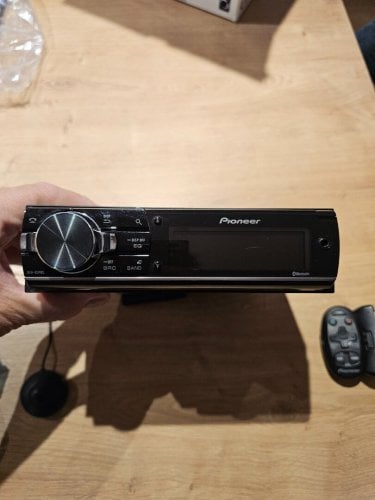 Περισσότερες πληροφορίες για "Pioneer DEH-80PRS"