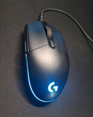 Περισσότερες πληροφορίες για "Logitech G203 Lightsync RGB Gaming Ποντίκι 8000 DPI Μαύρο"