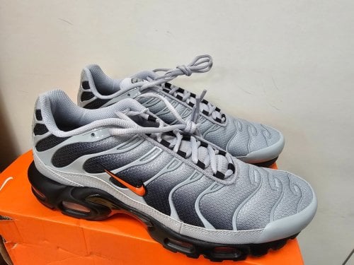 Περισσότερες πληροφορίες για "NIKE AIR MAX PLUS - μέγεθος 45"