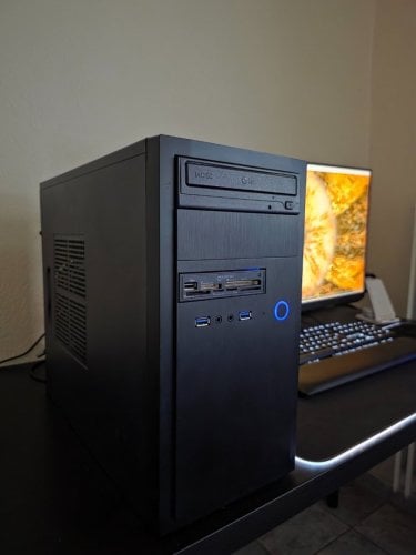 Περισσότερες πληροφορίες για "Πωλουνται Gaming και απλες Μοναδες σε διαφορες τιμες !!!!"