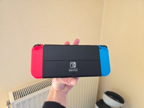 Περισσότερες πληροφορίες για "Nintendo Switch OLED"