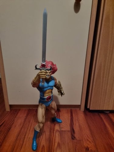 Περισσότερες πληροφορίες για "Φιγούρα Lion-O (Thundercats) – Mezco Toyz. No box"
