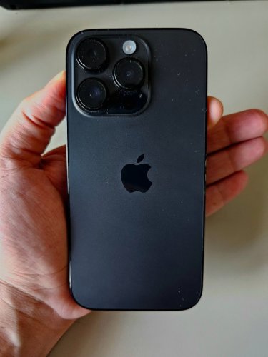 Περισσότερες πληροφορίες για "iPhone 14 Pro - 128GB - Space Black + Apple Fast Charger"