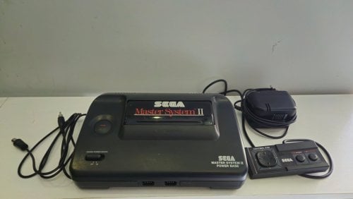 Περισσότερες πληροφορίες για "Sega master system 2"