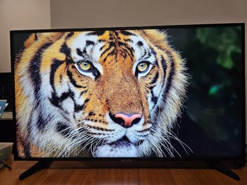 Περισσότερες πληροφορίες για "Samsung UE43NU7022 Smart 4K UHD 43""
