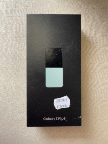 Περισσότερες πληροφορίες για "Samsung Galaxy Z Flip5 SM-F731B (Πράσινο/256 GB)"