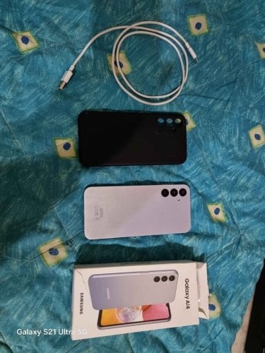 Περισσότερες πληροφορίες για "Samsung Galaxy A14 οκταπύρηνο (4GB/64GB) του 2023 σε ολοκαινουρια κατασταση"