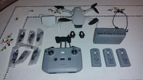 Περισσότερες πληροφορίες για "DJI Mini 2 SE Fly More Combo ΤΕΛΕΥΤΑΙΑ ΠΡΟΣΦΟΡΑ"