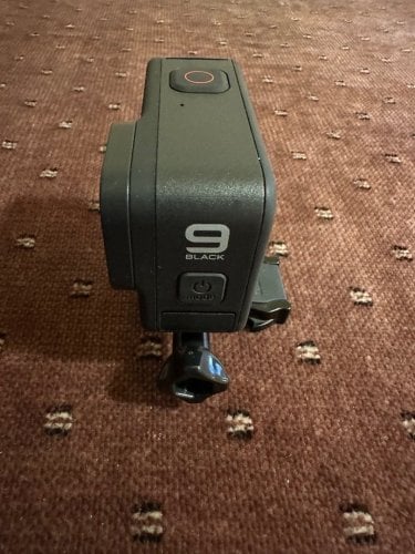 Περισσότερες πληροφορίες για "GoPro Hero9 Action Camera 5K  & GoPro Jaws Flex Clamp"