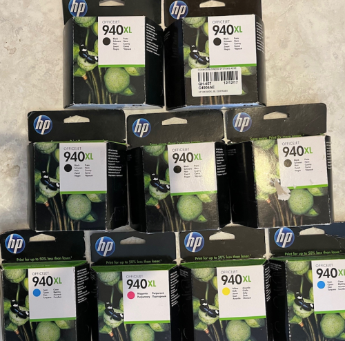 Περισσότερες πληροφορίες για "Μελάνια HP 940 αυθεντικά και σφραγισμένα (αξίας 150+ ευρώ)!"