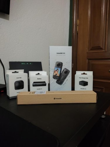 Περισσότερες πληροφορίες για "Insta360 X3 action camera"