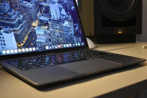 Περισσότερες πληροφορίες για "macbook air M1 space gray 8/256 (480 ΓΙΑ ΣΗΜΕΡΑ)"