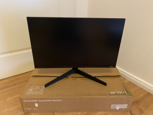 Περισσότερες πληροφορίες για "Samsung LF24T350FHU IPS Monitor 24" 1920x1080 FHD 75Hz 5ms"