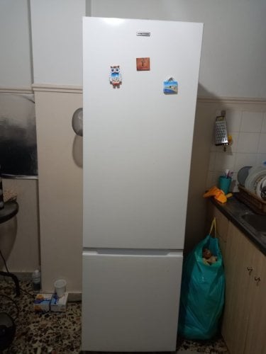 Περισσότερες πληροφορίες για "Πωλείται ψυγείο με μεγάλο καταψυκτη"