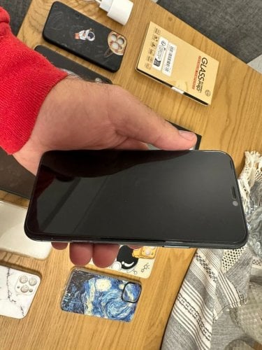 Περισσότερες πληροφορίες για "Iphone11 pro"
