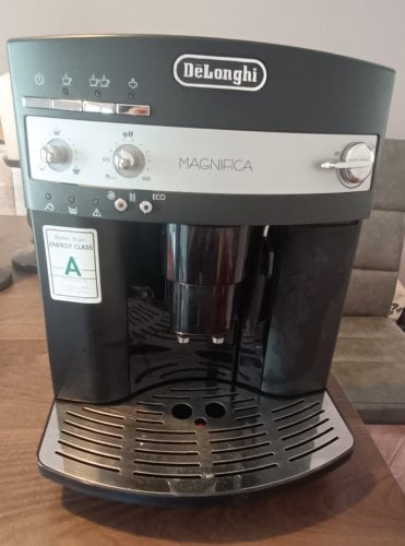 Περισσότερες πληροφορίες για "Delonghi Magnifica"
