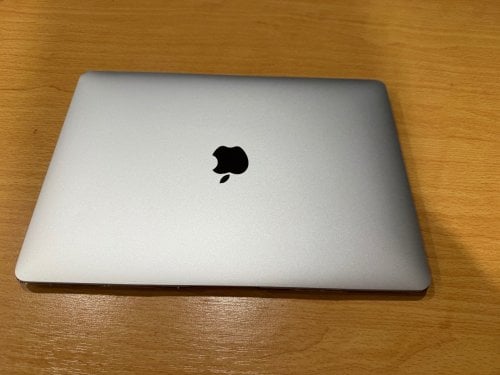 Περισσότερες πληροφορίες για "Apple MacBook Air 13.3" (2020) IPS QHD+ (M1/8GB/256GB SSD) Silver (GR Keyboard)"