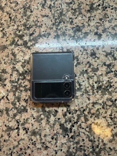 Περισσότερες πληροφορίες για "Samsung Galaxy Z Flip4 SM-F721B (Μαύρο/128 GB) ΜΕ ΠΡΟΒΛΗΜΑ"