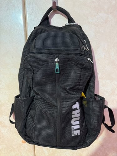 Περισσότερες πληροφορίες για "2 backpack τσαντες Adidas και Thule"