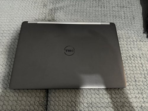 Περισσότερες πληροφορίες για "Dell Latitude E5470"