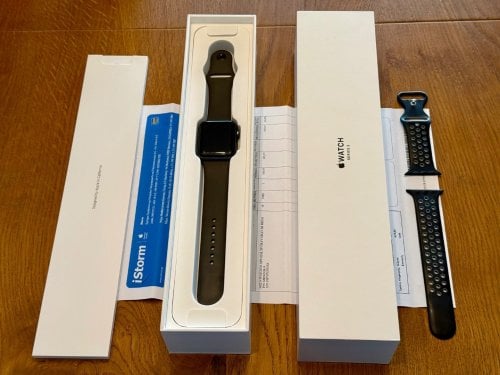 Περισσότερες πληροφορίες για "Apple Watch Series 3"