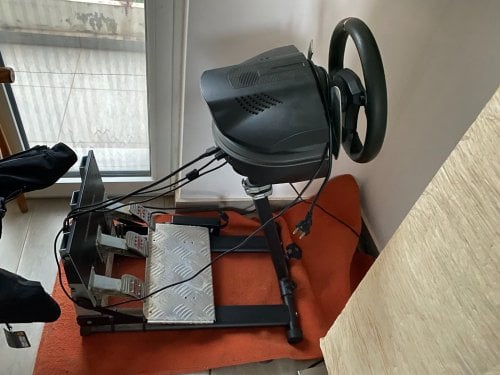 Περισσότερες πληροφορίες για "thrustmaster t500rs"