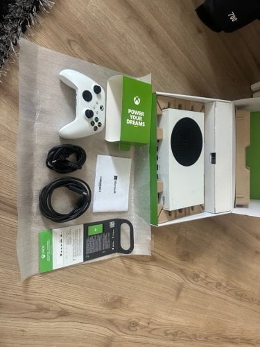 Περισσότερες πληροφορίες για "Microsoft Xbox Series S"