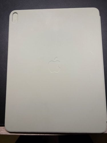Περισσότερες πληροφορίες για "IPad Air 13 inches Folio Case Original M2/M3"