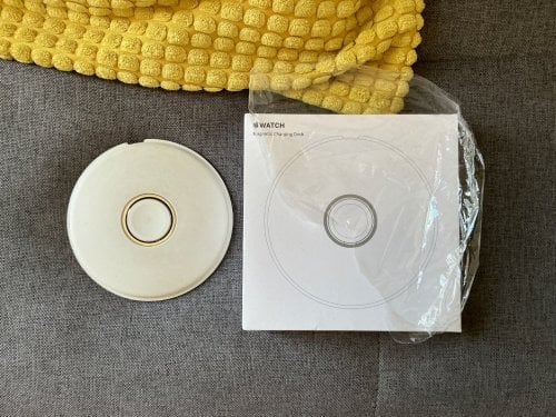 Περισσότερες πληροφορίες για "Apple charging dock αυθεντική βάση φόρτισης για όλα τα μοντέλα του Apple Watch"