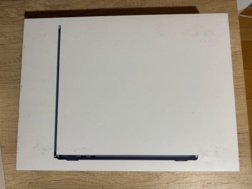 Περισσότερες πληροφορίες για "MacBook Air 13” (M3) 16/256 σφραγισμένο"