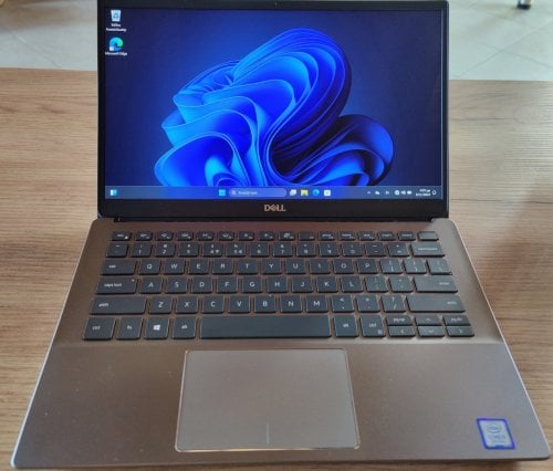 Περισσότερες πληροφορίες για "Dell Latitude 5490,3301"