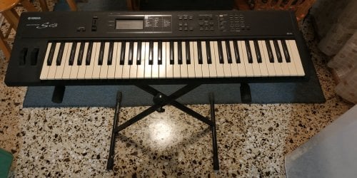 Περισσότερες πληροφορίες για "Synthesizer Yamaha SO3 SO-3 keyboard"