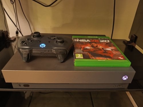 Περισσότερες πληροφορίες για "Microsoft Xbox One X Gold Rush Special Edition"