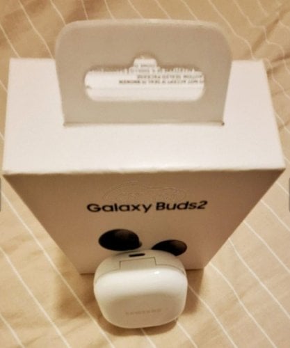 Περισσότερες πληροφορίες για "Samsung galaxy buds 2"