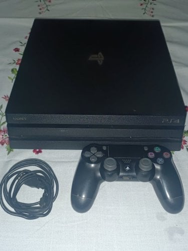 Περισσότερες πληροφορίες για "Ps4 Pro CUH-7116B σε άριστη κατάσταση"