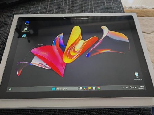 Περισσότερες πληροφορίες για "Microsoft surface 6 pro"